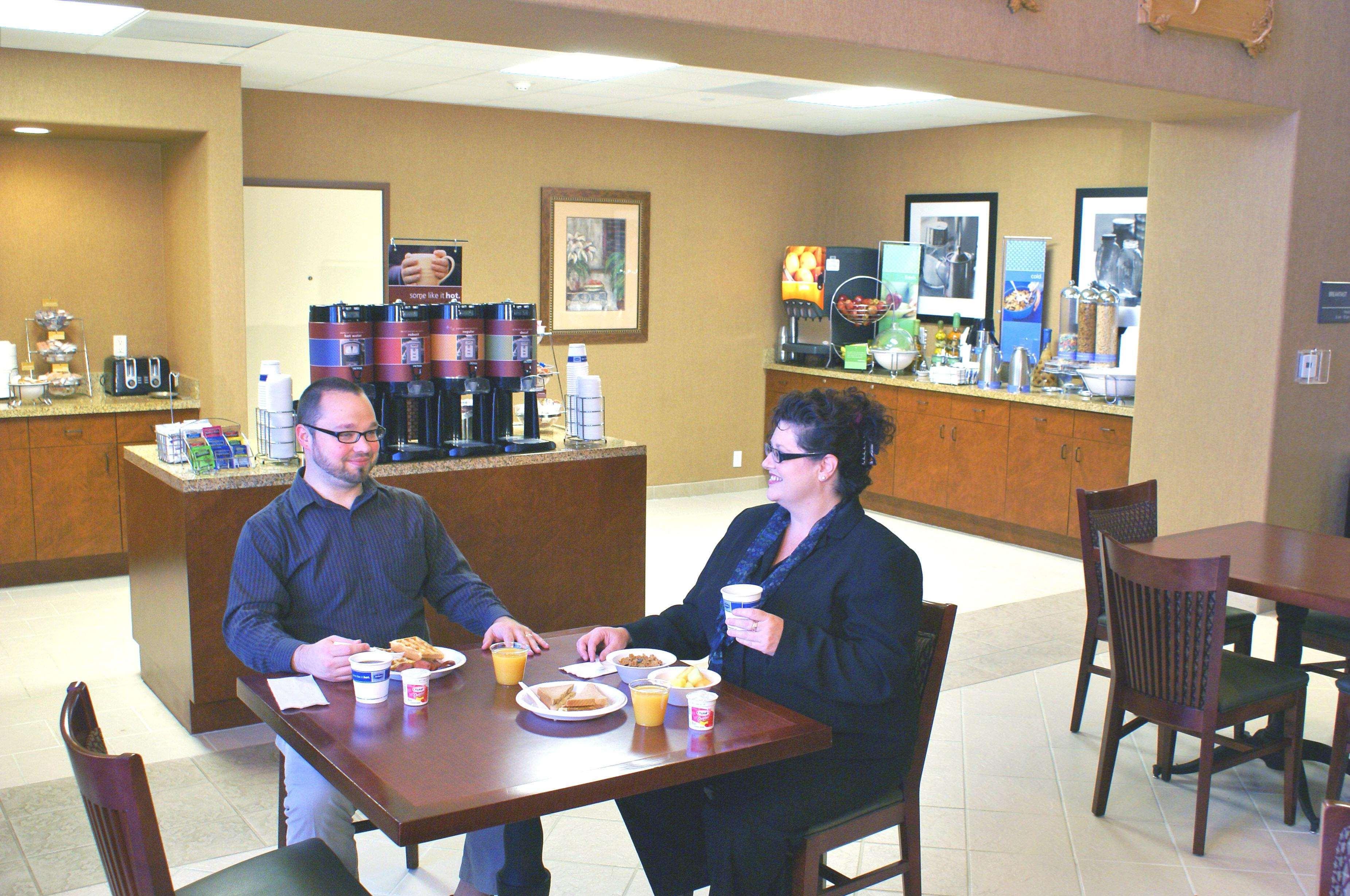 Hampton Inn & Suites Red Bluff Esterno foto